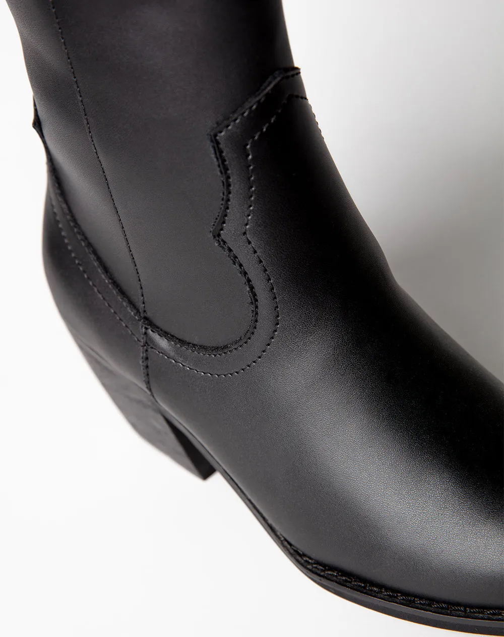 Botas caña baja negro sold by Gef product image thumbnail 4