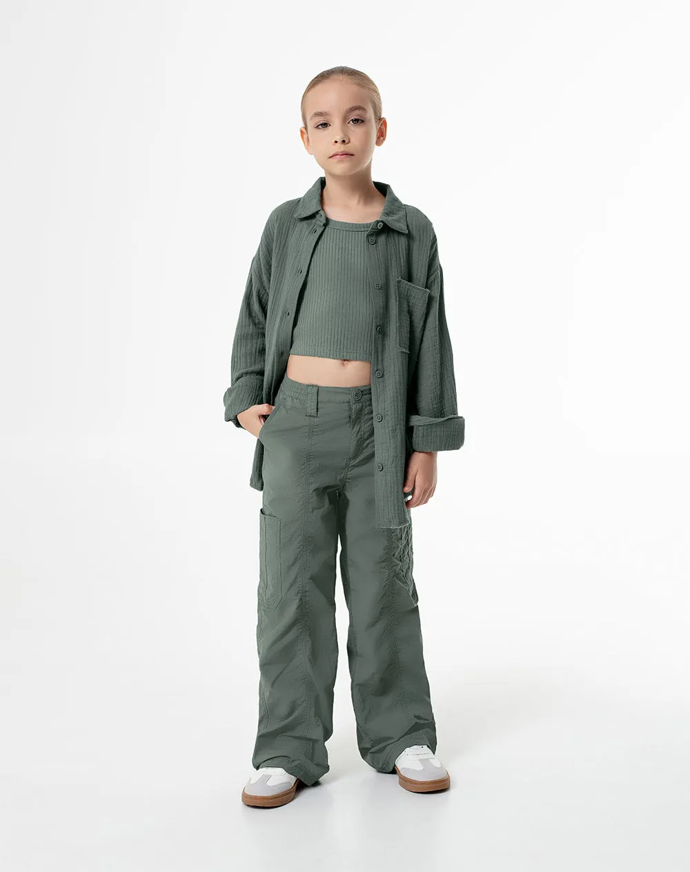 Camisa manga larga oversize algodón verde niña sold by Gef product image thumbnail 4