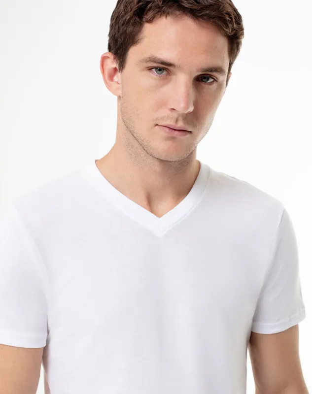 Camiseta slim fit manga corta blanca sold by Gef