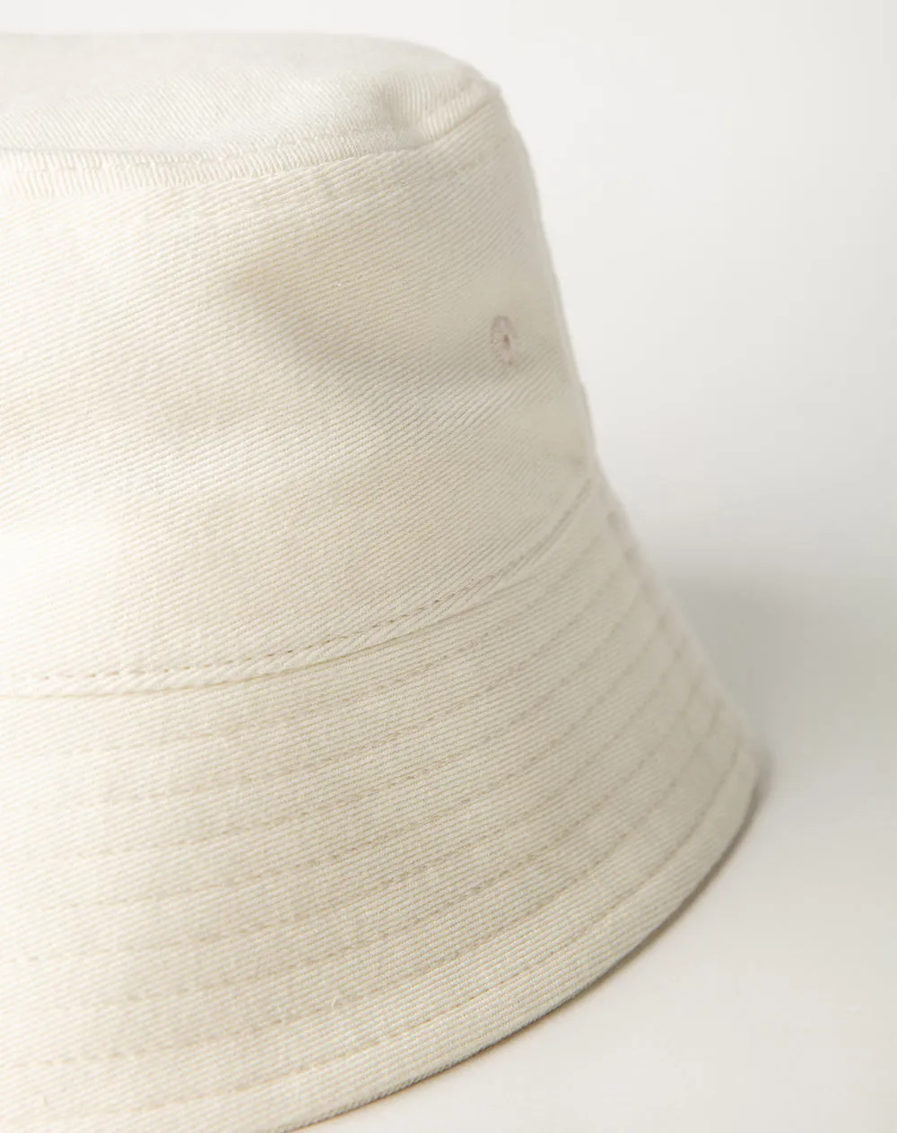 Gorro beige sold by Gef product image thumbnail 3