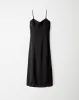 Vestido medio negro sold by Gef