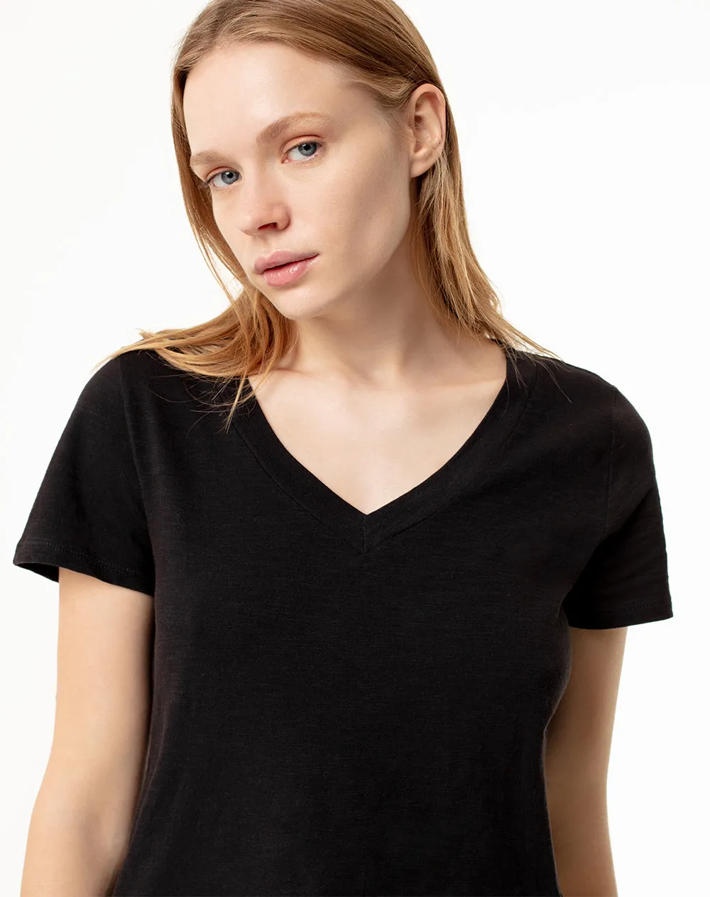 Camiseta regular fit manga corta negra sold by Gef product image thumbnail 3