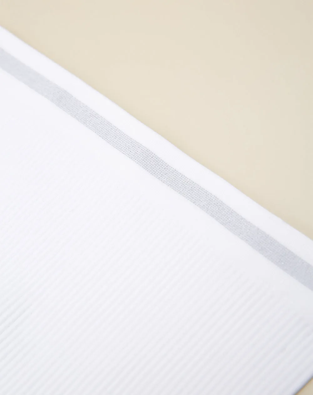 Panty boxer en seamless tiro medio blanco sold by Gef product image thumbnail 3