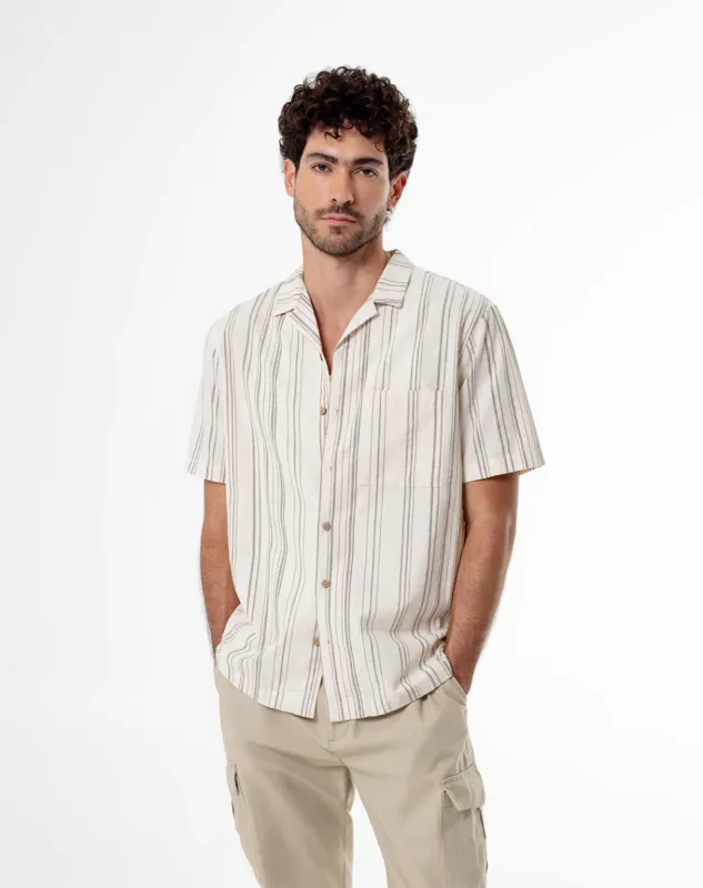 Camisa loose fit manga corta habana con rayas sold by Gef