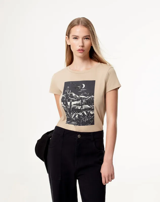 Camiseta regular fit manga 3/4 habana sold by Gef