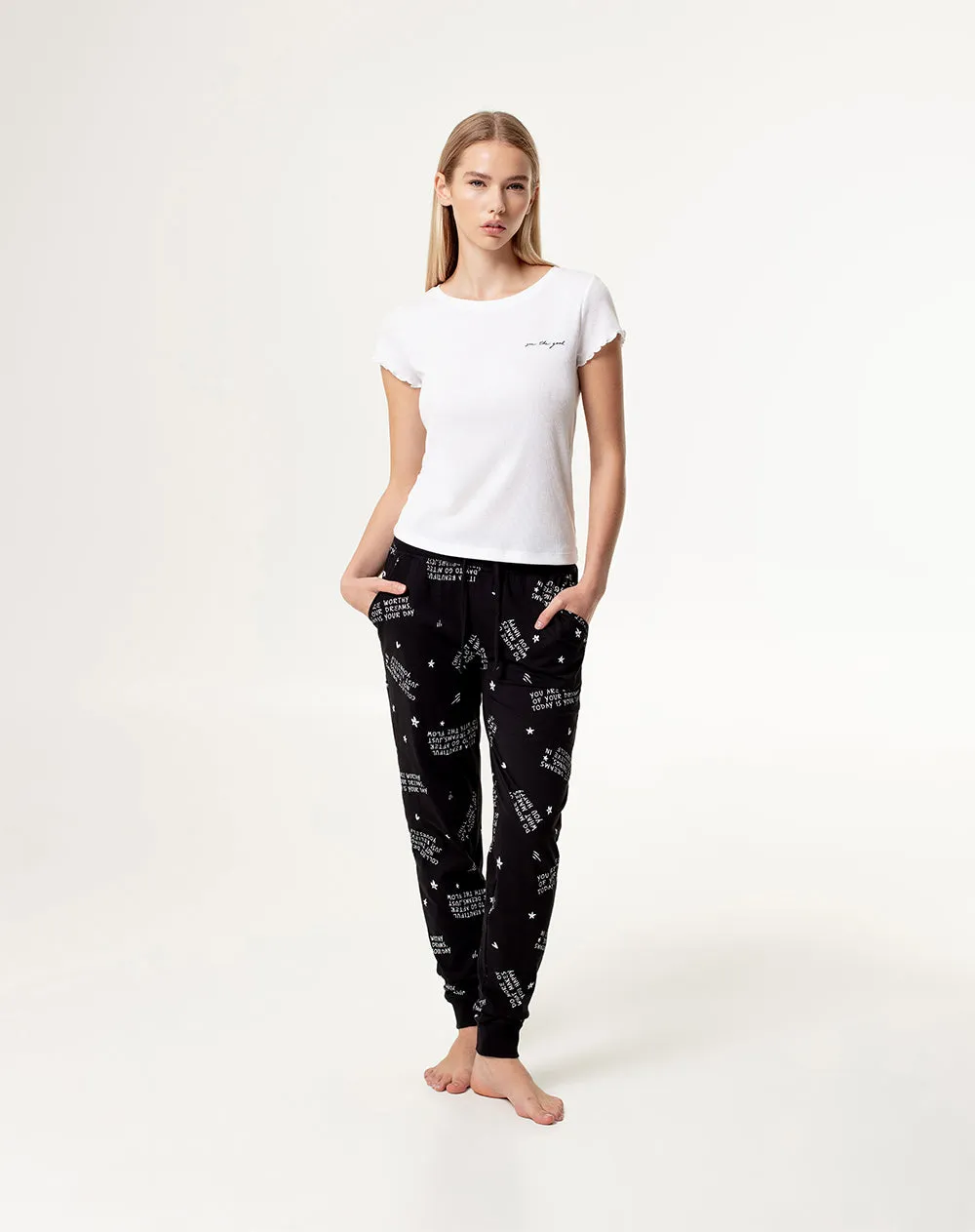 Camiseta regular fit manga corta blanca sold by Gef product image thumbnail 4