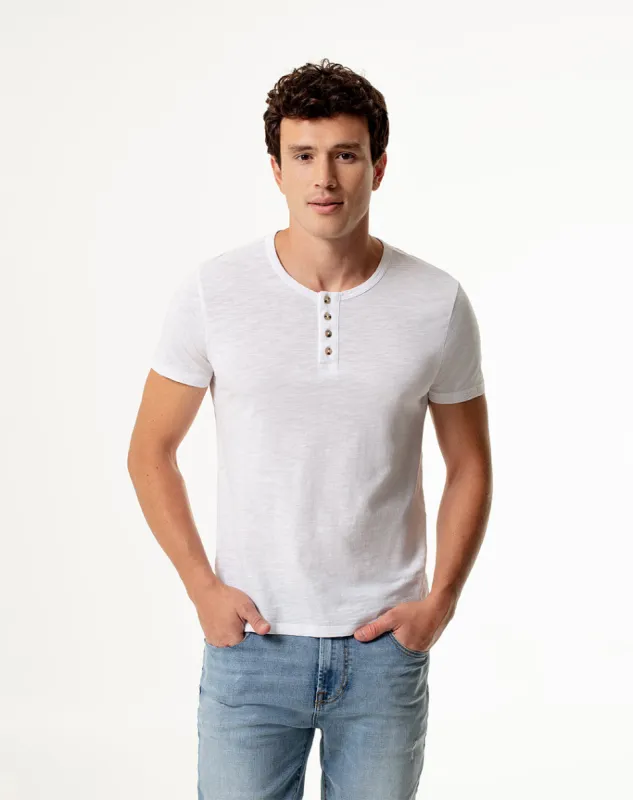 Camiseta slim fit manga corta blanca sold by Gef