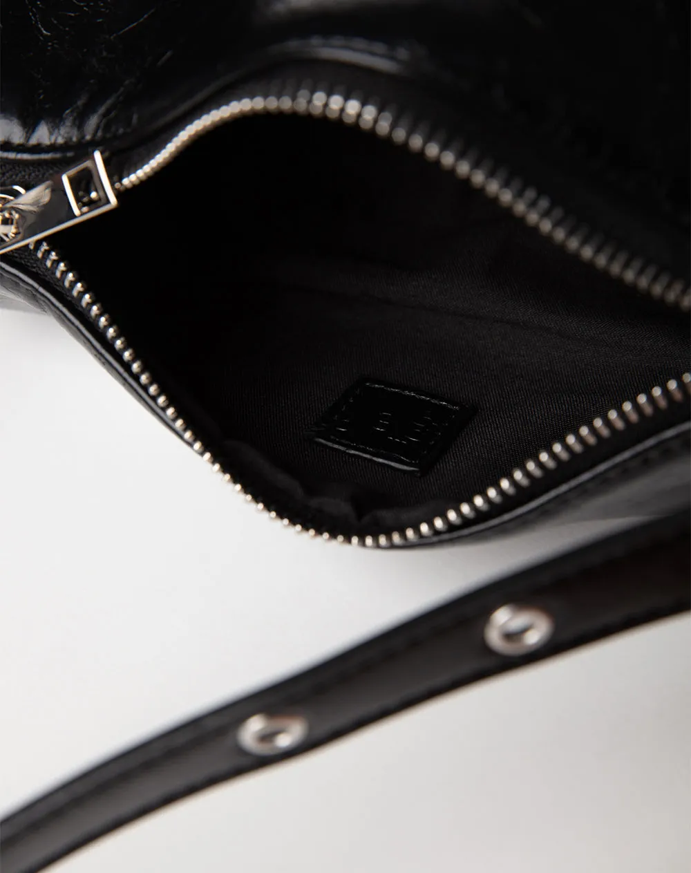 Bolso negro sold by Gef product image thumbnail 4