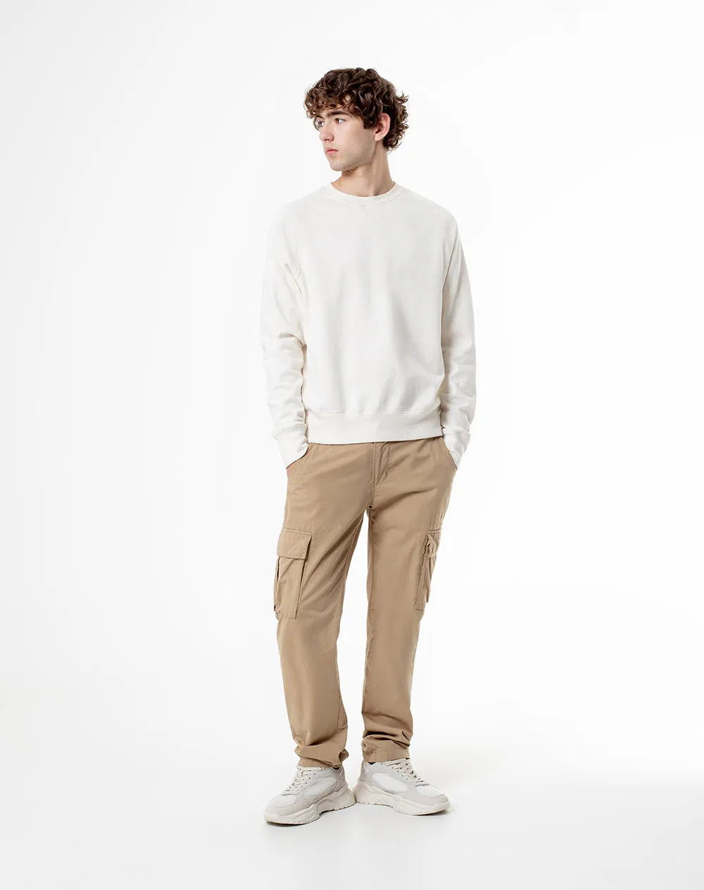 Pantalón cargo slim algodón café hombre sold by Gef