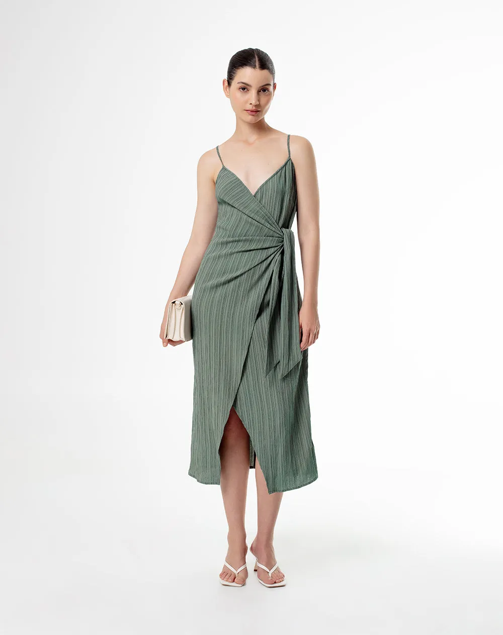 Vestido medio verde sold by Gef