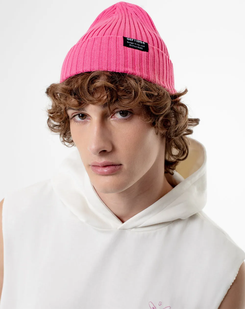 Gorro rosado sold by Gef product image thumbnail 2