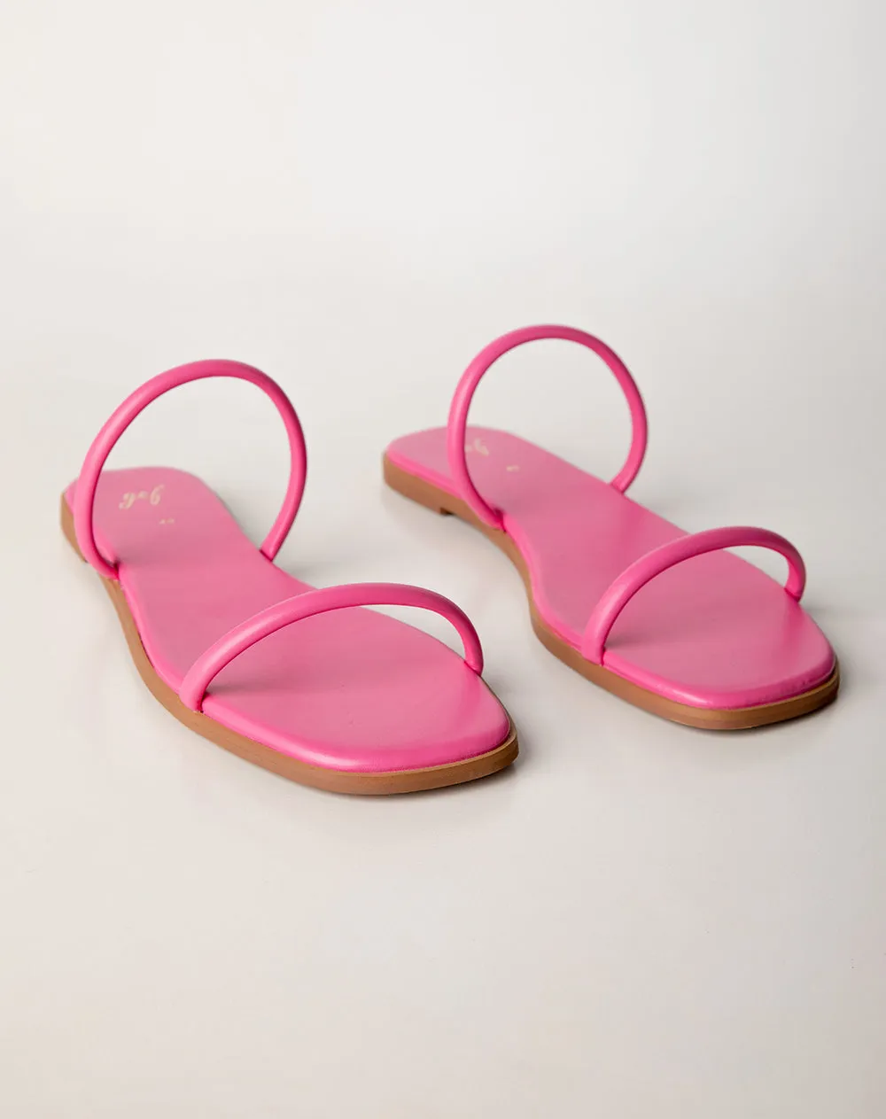 Sandalias fucsia sold by Gef