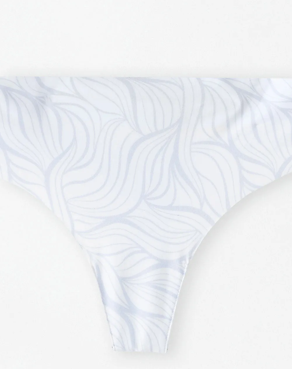 Panty brasilero en punto tiro medio blanco estampado sold by Gef product image thumbnail 5