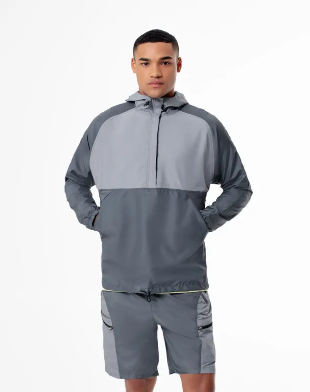 Chaqueta rompevientos con capucha gris para hombre sold by Gef