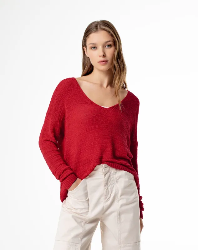 Buzo loose fit rojo sold by Gef