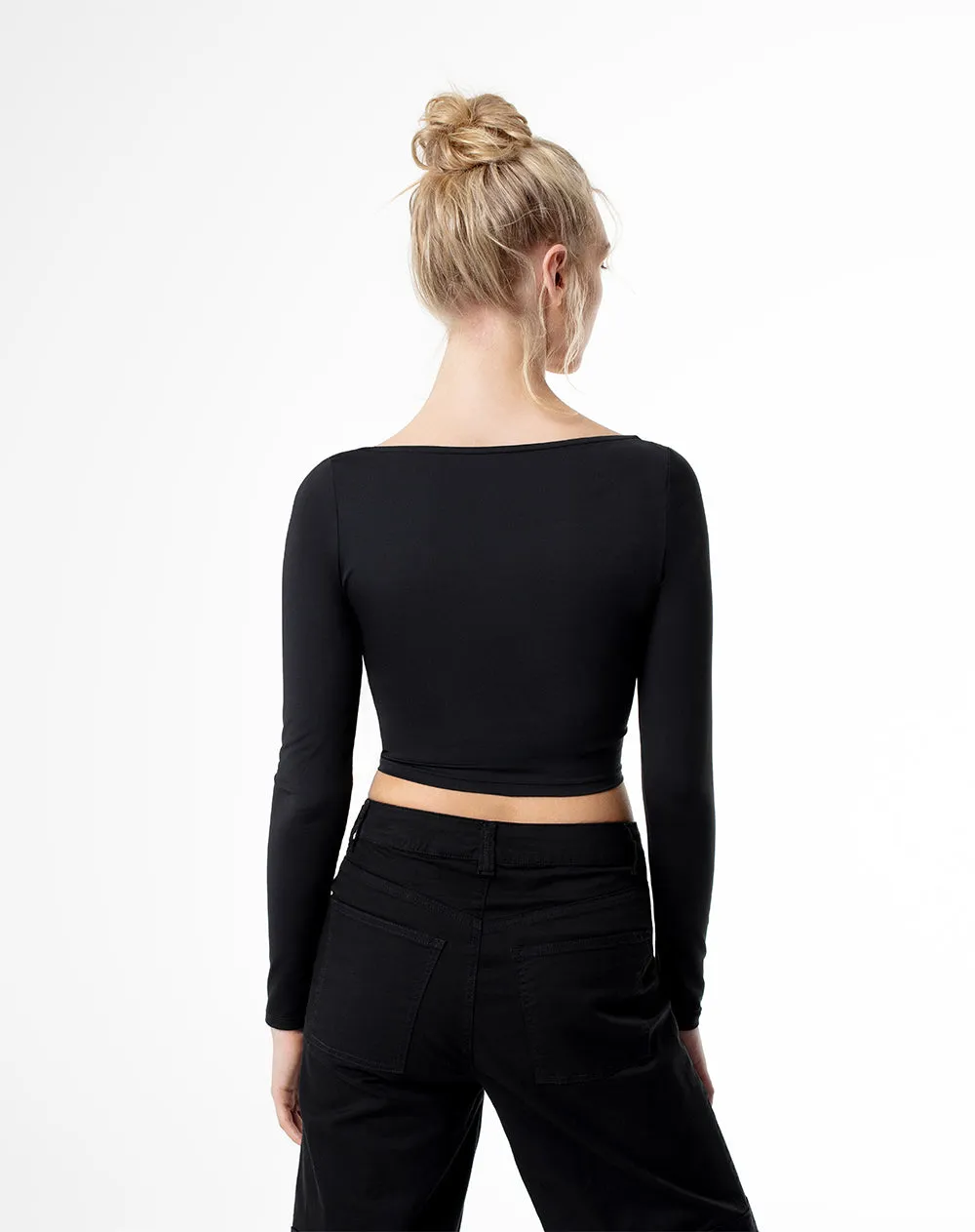 Camibuzo crop slim negro mujer sold by Gef product image thumbnail 2