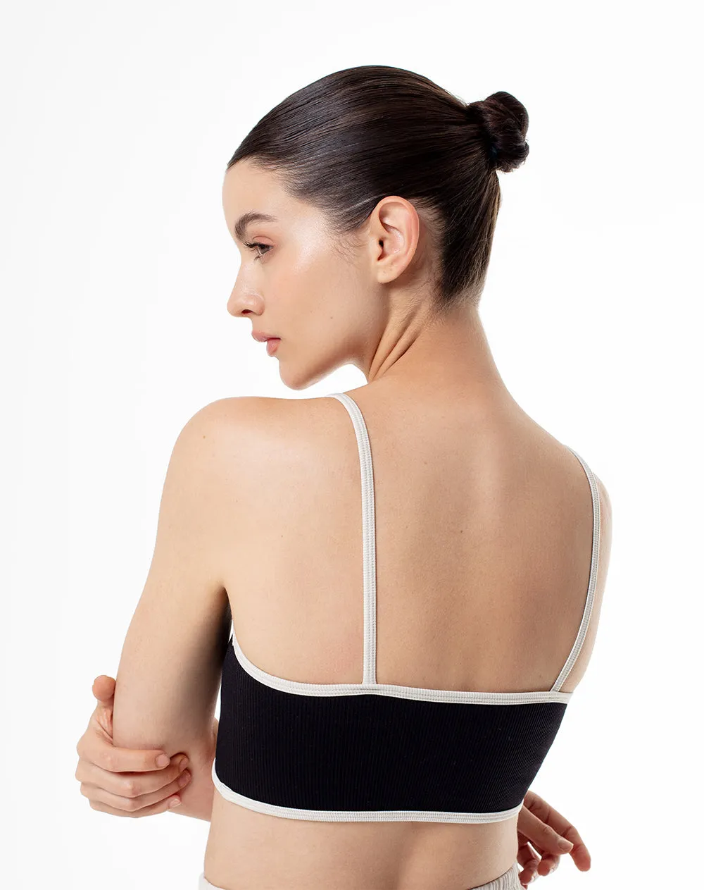 Top en tiras delgadas soporte medio negro sold by Gef product image thumbnail 2