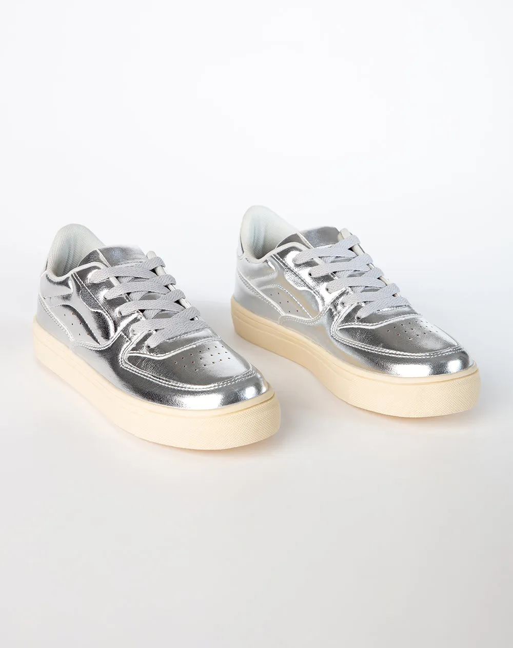 Botas caña baja plateadas sold by Gef