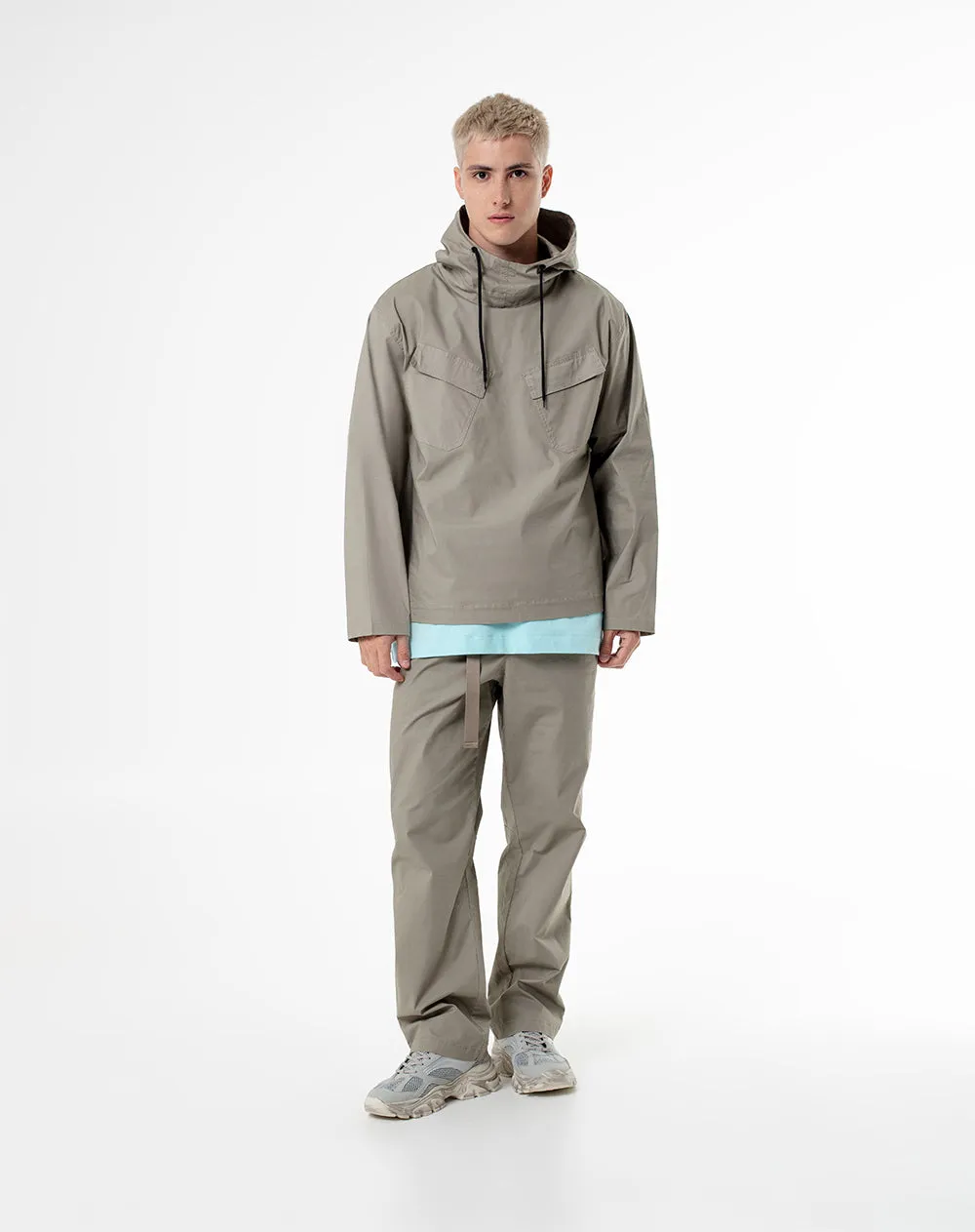 Chaqueta loose fit con capucha verde sold by Gef product image thumbnail 4