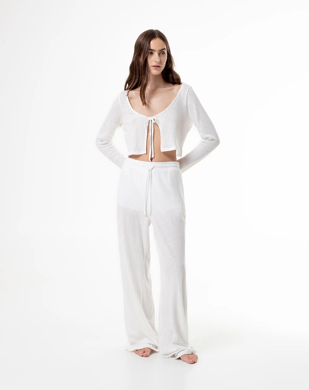 Buzo relaxed fit blanco sold by Gef product image thumbnail 3