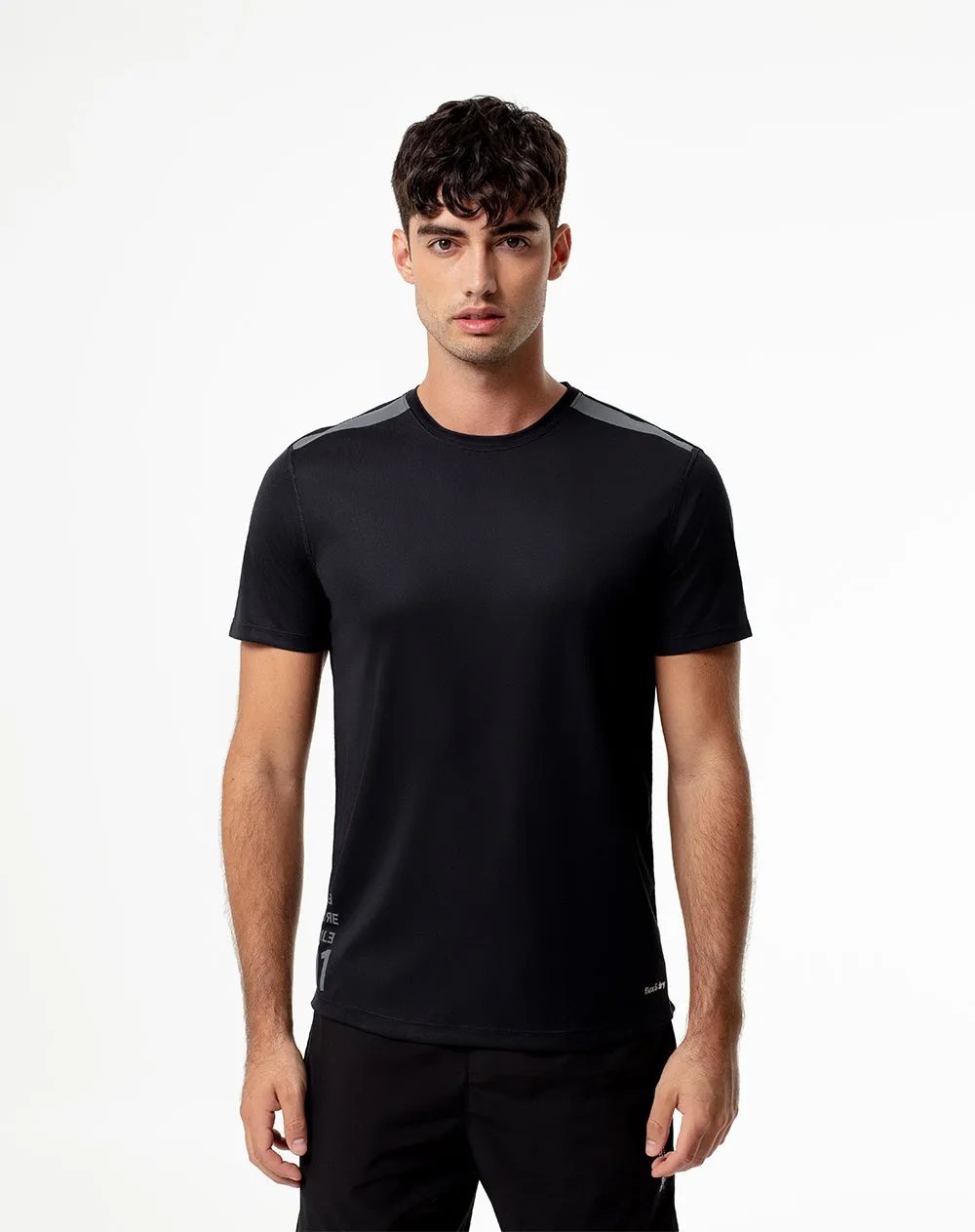 Camiseta deportiva control humedad negra hombre sold by Gef