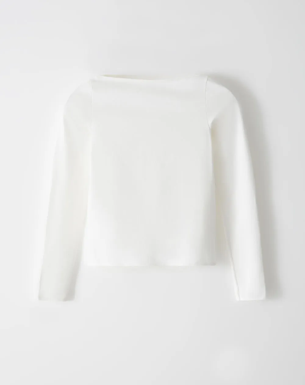 Camiseta fitted fit manga larga blanca sold by Gef product image thumbnail 5