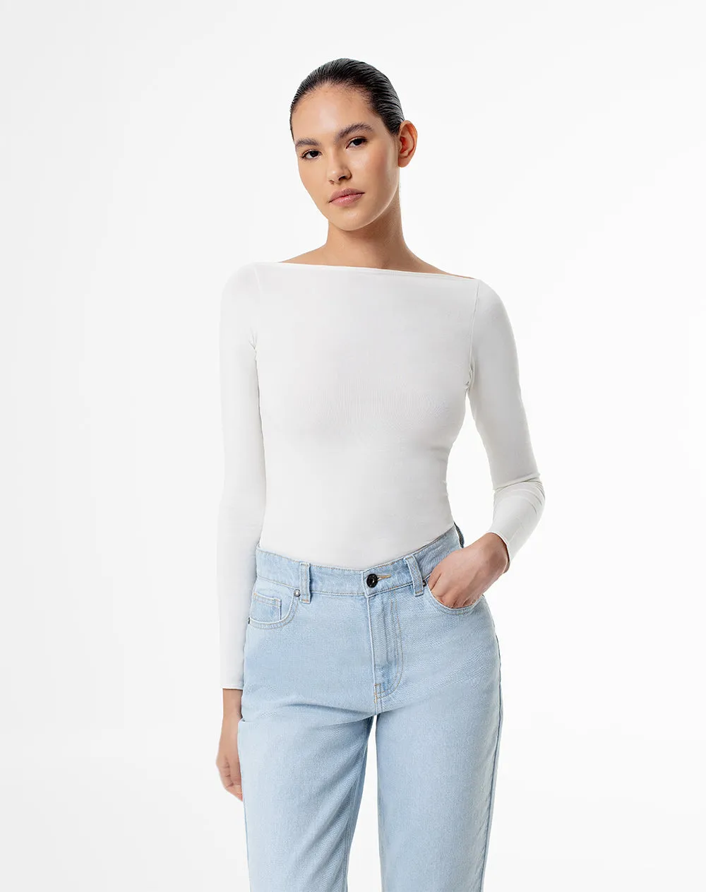 Camiseta fitted fit manga larga blanca sold by Gef