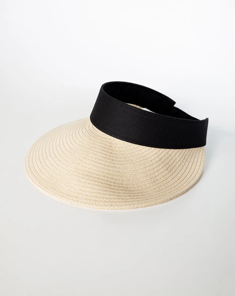 Gorra beige sold by Gef