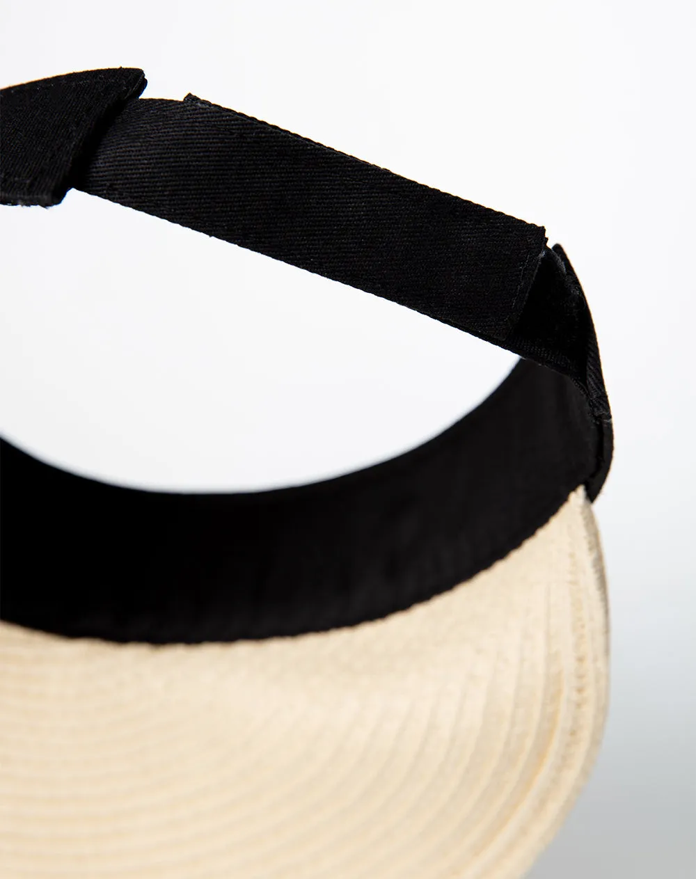 Gorra beige sold by Gef product image thumbnail 2