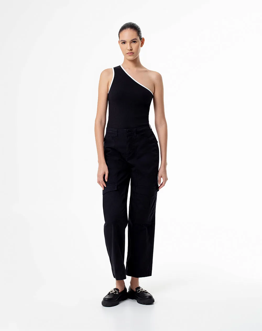 Camiseta de un solo hombro slim negra mujer sold by Gef product image thumbnail 4