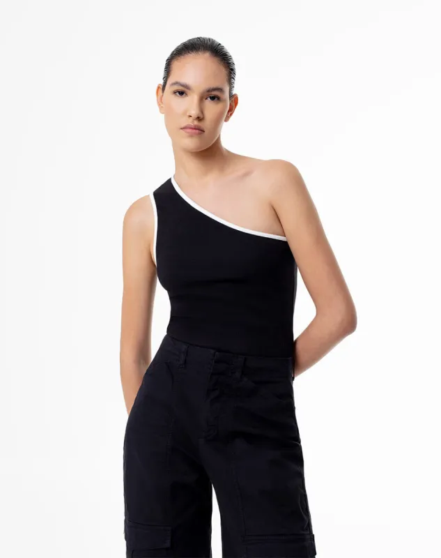 Camiseta de un solo hombro slim negra mujer sold by Gef