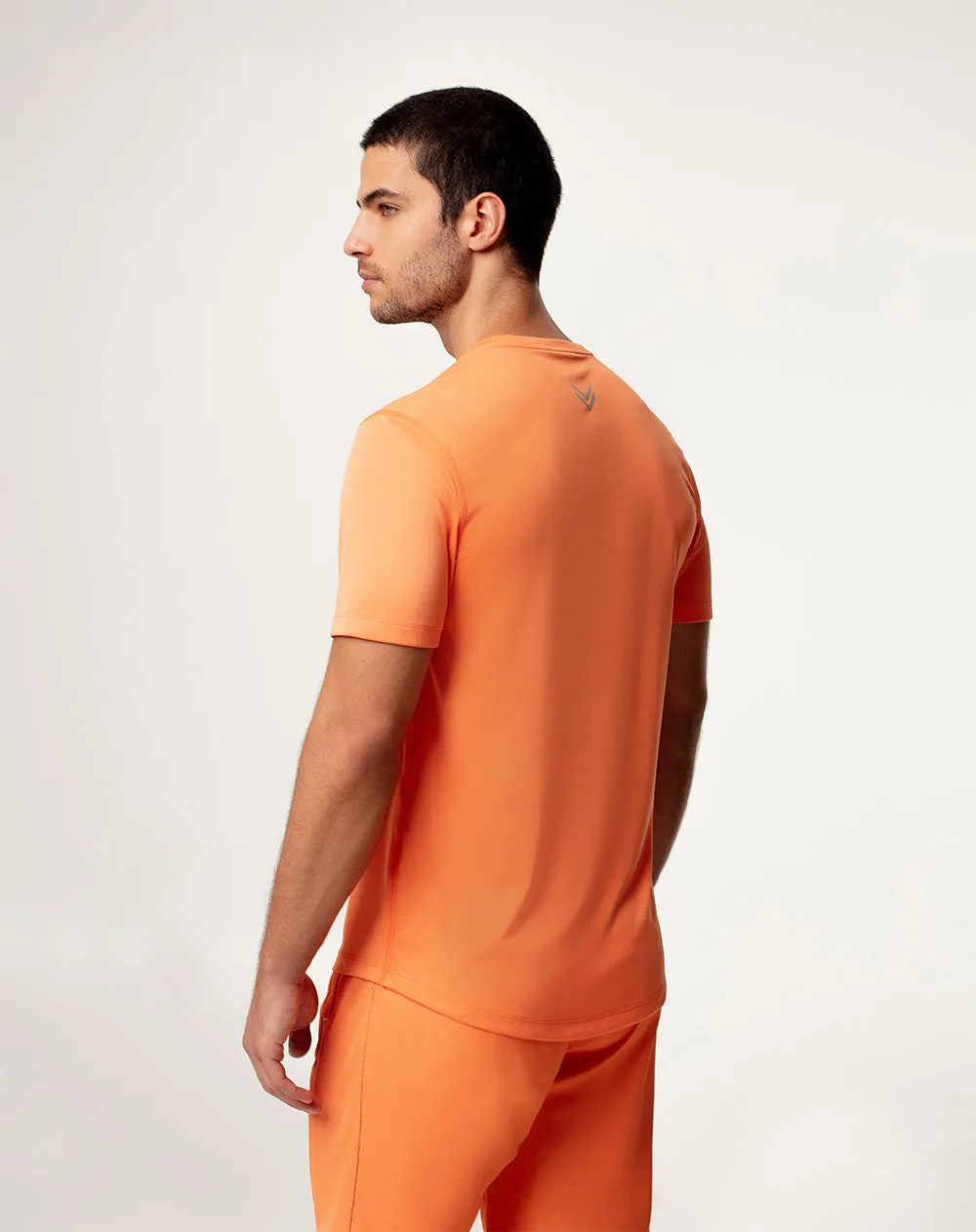 Camiseta deportiva hombre control humedad naranja sold by Gef product image thumbnail 2