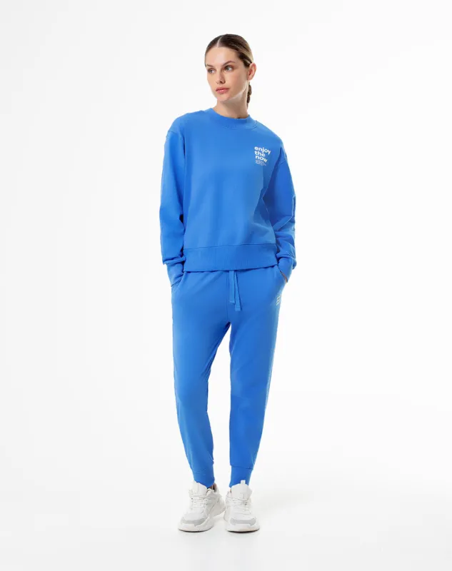 Jogger slim fit tiro medio azul sold by Gef