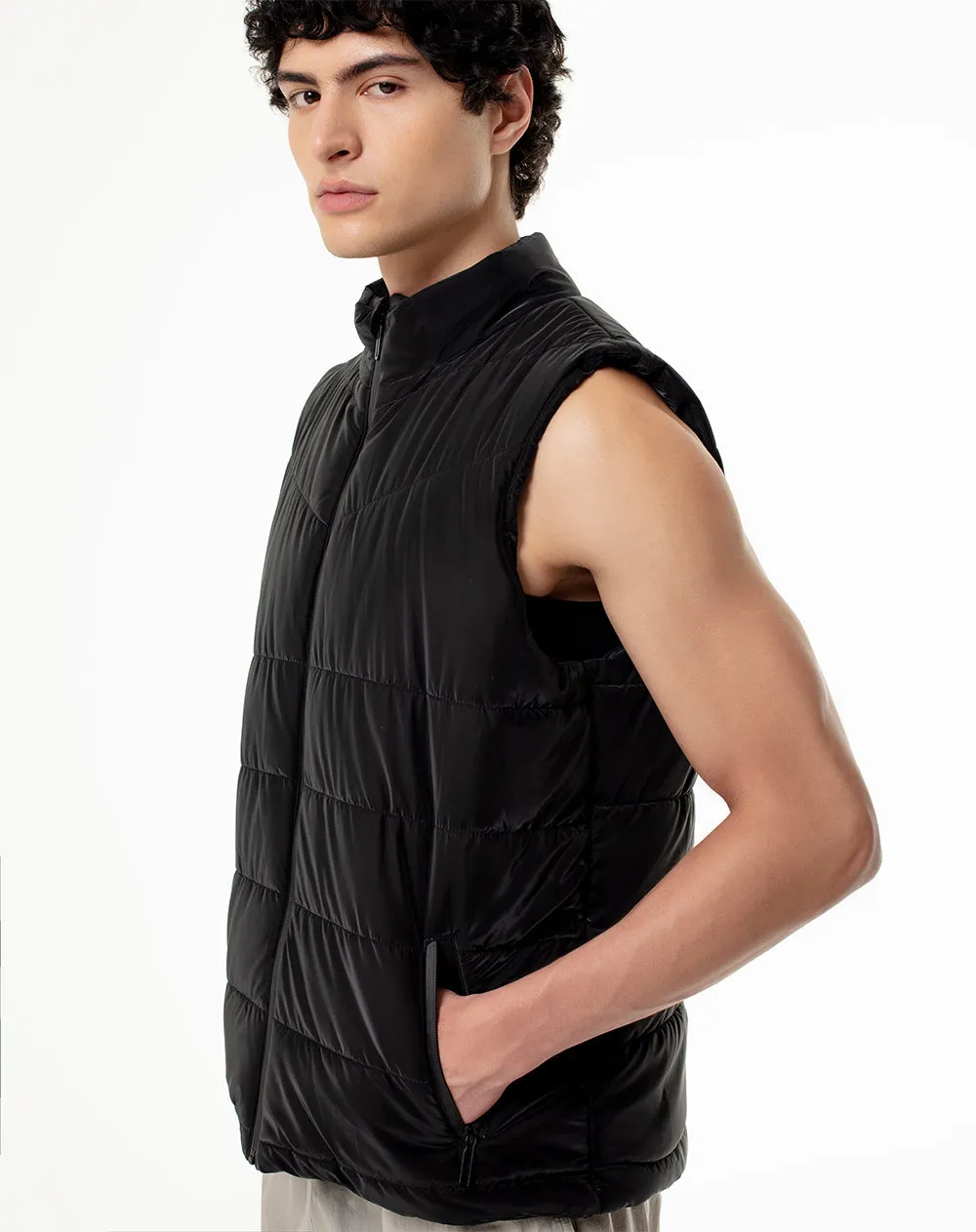 Chaleco regular fit sin capucha negro sold by Gef product image thumbnail 3