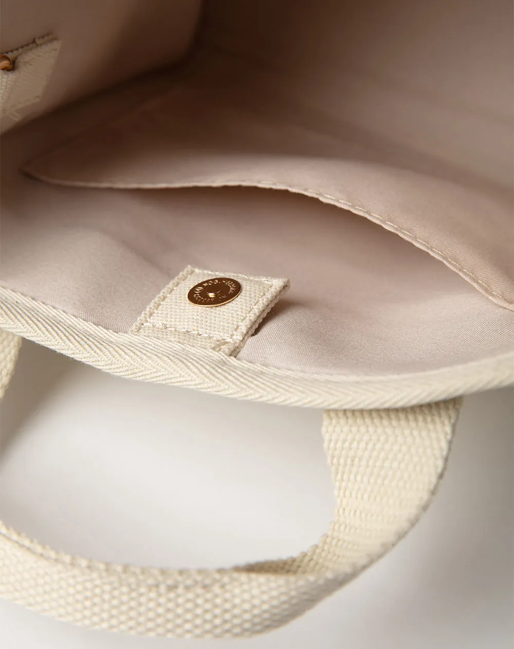 Bolso beige sold by Gef product image thumbnail 5