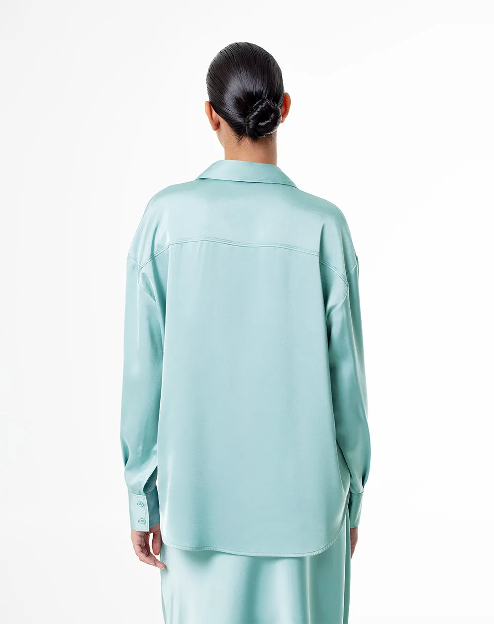 Camisa oversized fit manga larga verde sold by Gef product image thumbnail 2