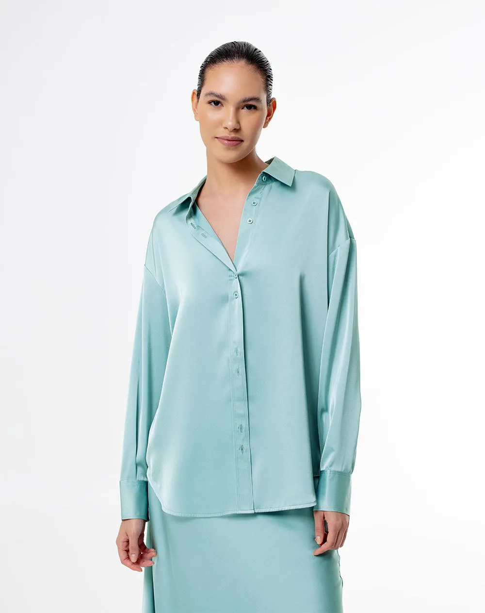 Camisa oversized fit manga larga verde sold by Gef product image thumbnail 3