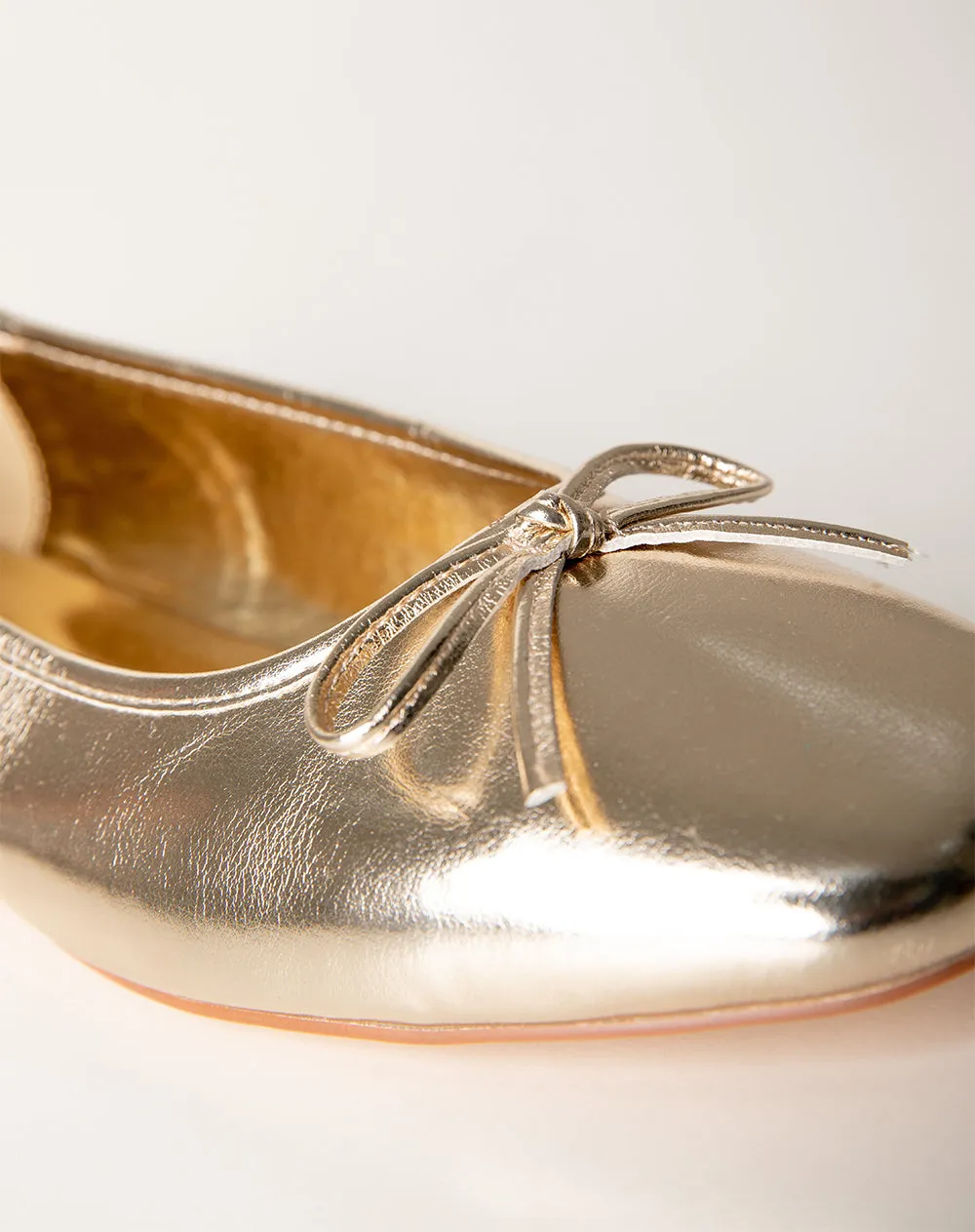 Zapatos baleta dorado sold by Gef product image thumbnail 3