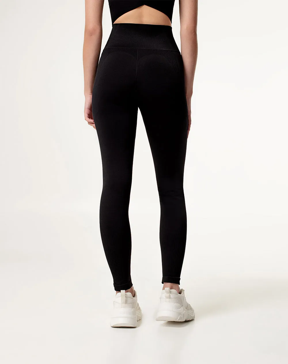 Legging deportivo secado rápido negro mujer sold by Gef product image thumbnail 2