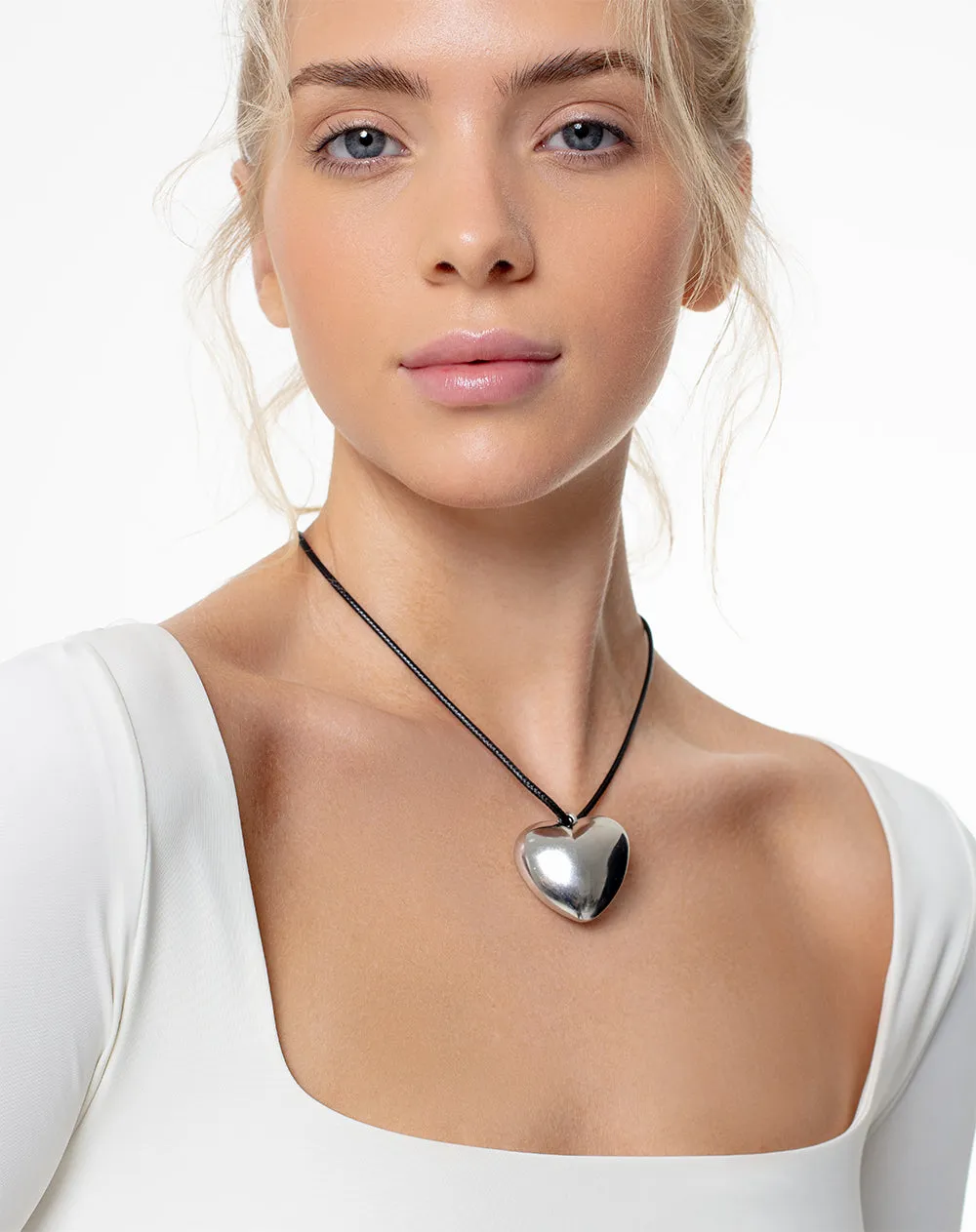 Collar plateado sold by Gef product image thumbnail 2