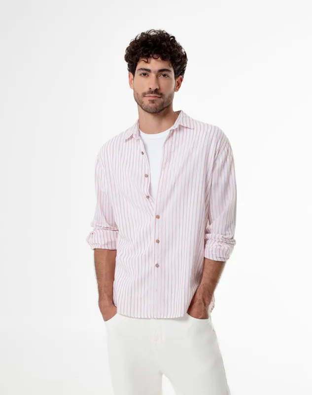 Camisa regular fit manga larga roja con rayas sold by Gef