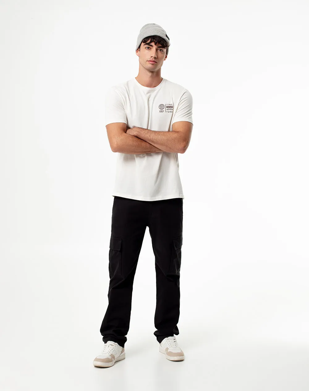 Pantalón slim fit tiro medio negro sold by Gef