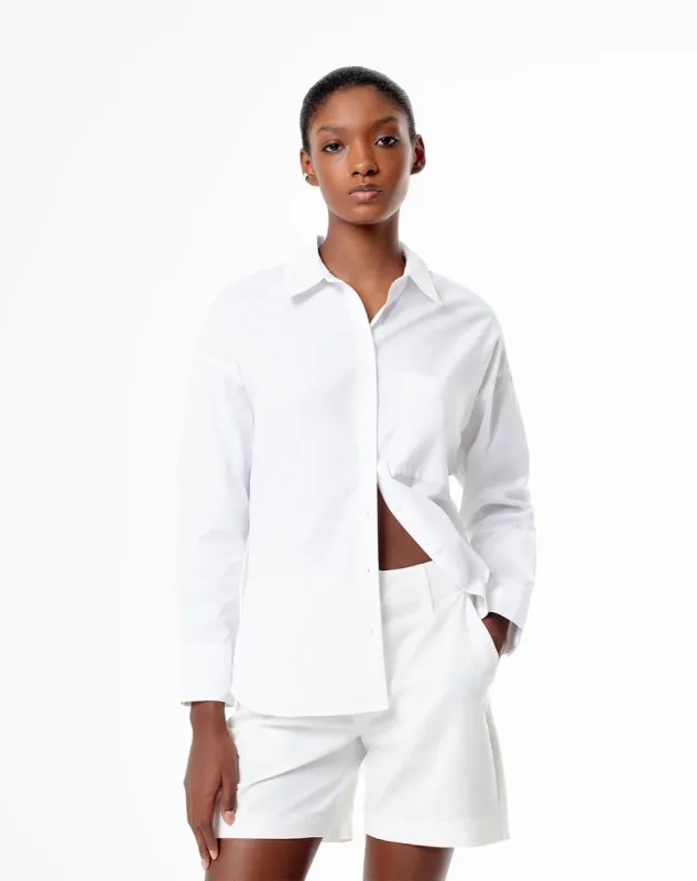 Camisa oversized fit manga larga blanca sold by Gef