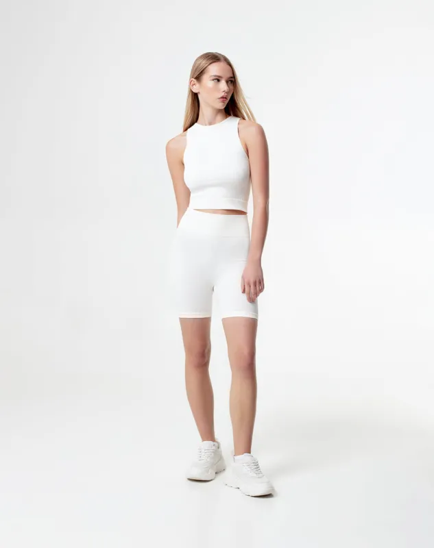 Camiseta fitted fit blanca sold by Gef