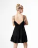 Vestido Aefluxi corto negro sold by Gef