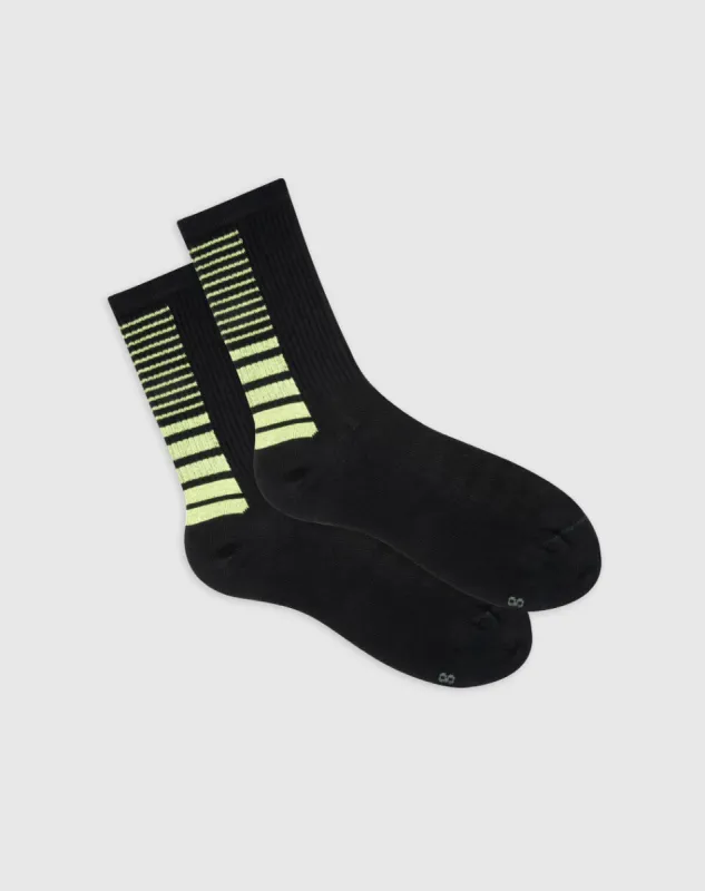 Medias largas negras sold by Gef