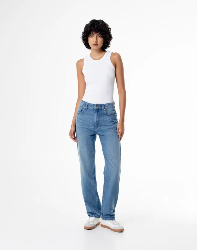 Jean recto tiro medio 5 bolsillos indigo medio para mujer sold by Gef