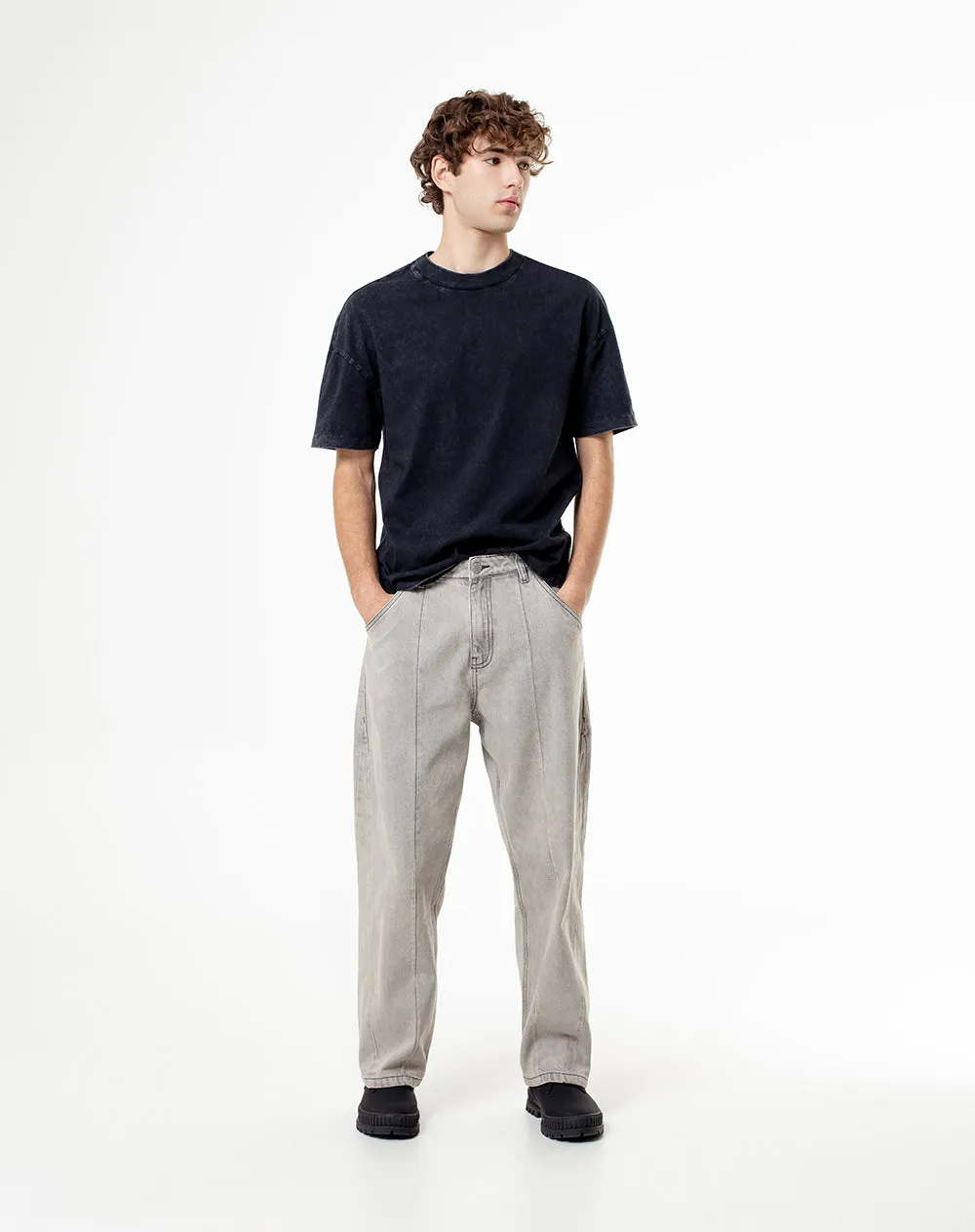 Jean loose fit tiro medio denim gris sold by Gef