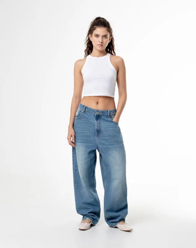 Jean Auziv oversized fit tiro medio indigo sold by Gef