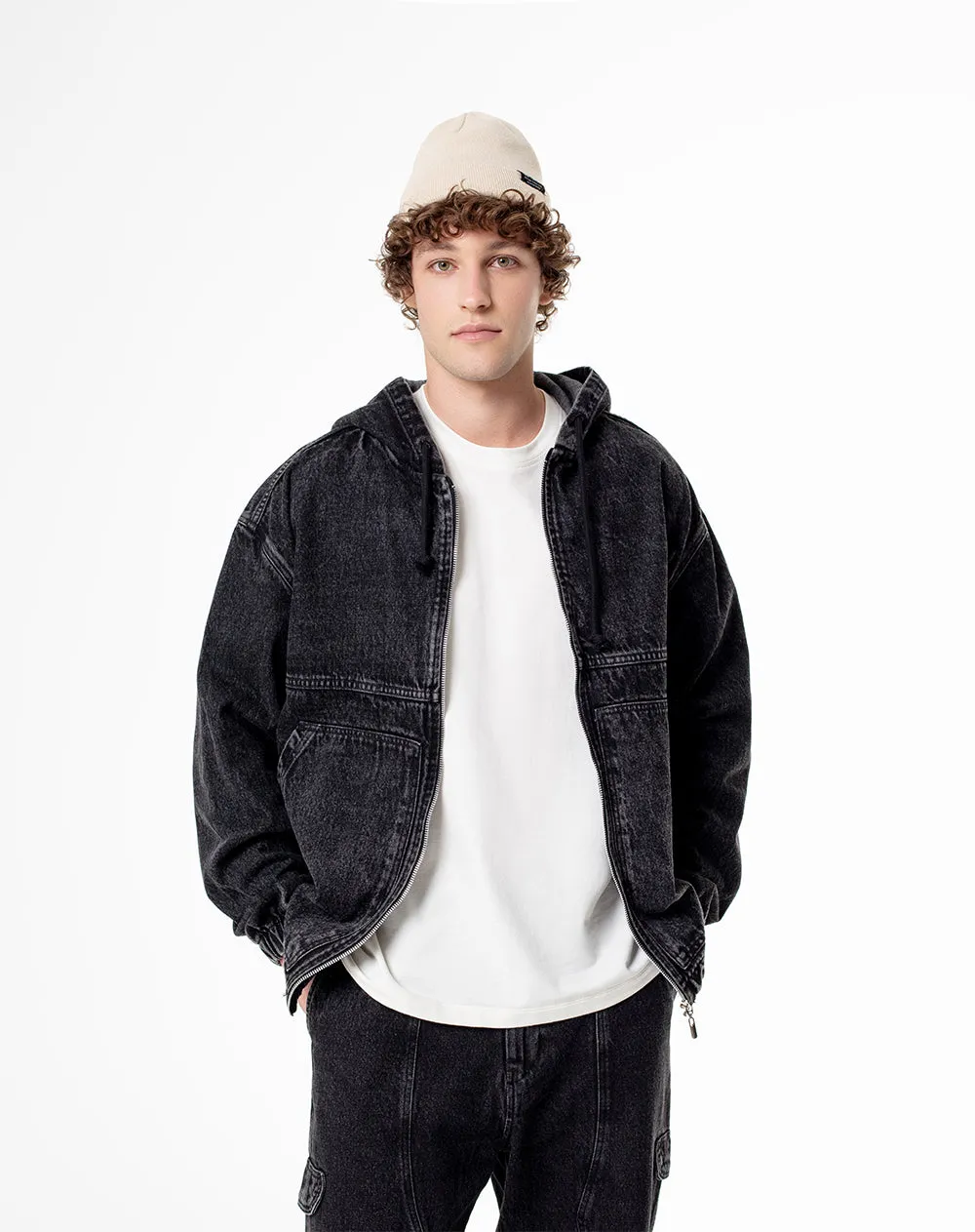 Chaqueta regular fit con capucha denim negro sold by Gef product image thumbnail 3